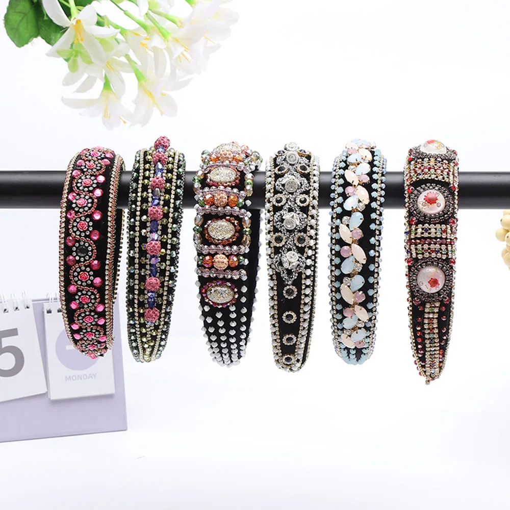 Luxury Baroque Sparkly Padded Rhinestones Headbands Full Crystal Hairbands Wide Headwear Black Hair Accessories Women
Luxury Baroque Sparkly Padded Rhinestones Headbands Full Crystal Hairbands Wide Headwear Black Hair Accessories Women