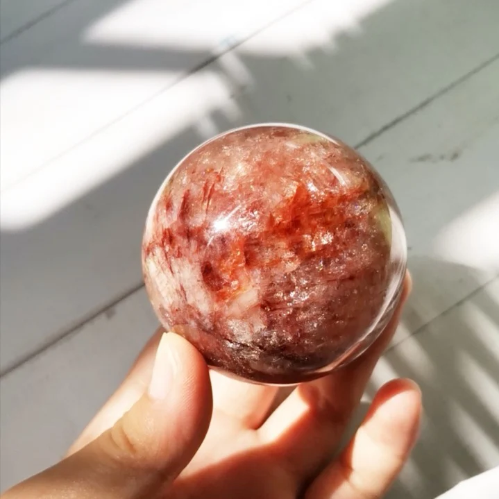 

About 5-6cm high qulity Natural fire quartz balls Crystal gemstones sphere meditation reiki healing chakra for home decor