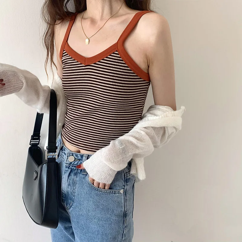 2021 Camisole Vest T shirt Crop Tops Summer Women Girl Fashion Streetwear Sexy Cool Green Red Black
2021 Camisole Vest T shirt Crop Tops Summer Women Girl Fashion Streetwear Sexy Cool Green Red Black
