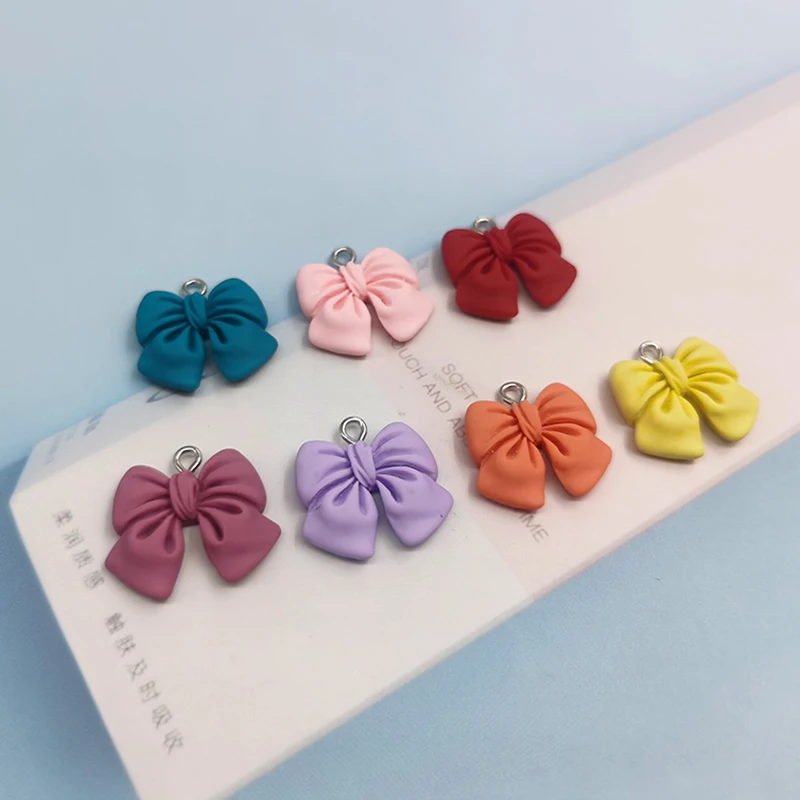 10 шт. разноцветные маленькие цветы с бантиком, подвески из смолы для изготовления ювелирных изделий, плоский черный мультяшный кулон, «сдел... 
10 шт. разноцветные маленькие цветы с бантиком, подвески из смолы для изготовления ювелирных изделий, плоский черный мультяшный кулон, «сдел...