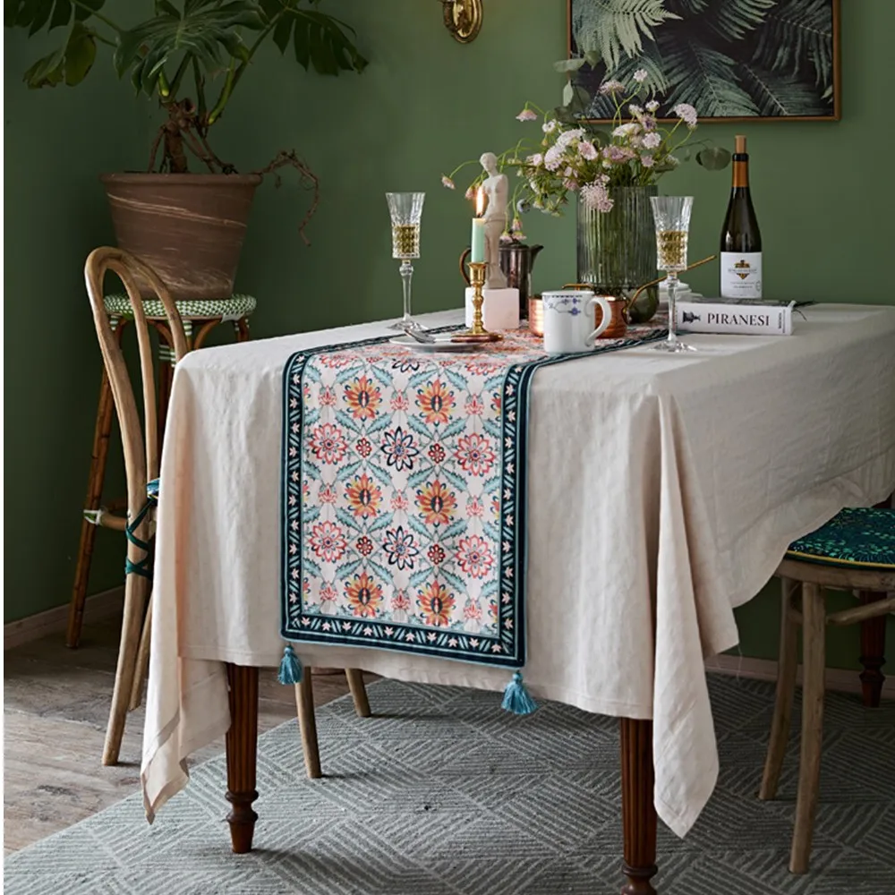 Sun flower cotton cloth table runner floral printing for home wedding party office dining TV table decor
Sun flower cotton cloth table runner floral printing for home wedding party office dining TV table decor