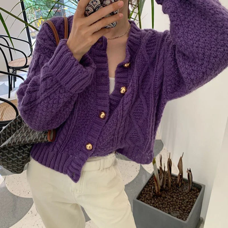Women Sweet Korean Vintage 2020 High Quality Fashion Retro Chic Gentle All-match Elegant Autumn Winter Female Sweater Cardigan
Women Sweet Korean Vintage 2020 High Quality Fashion Retro Chic Gentle All-match Elegant Autumn Winter Female Sweater Cardigan