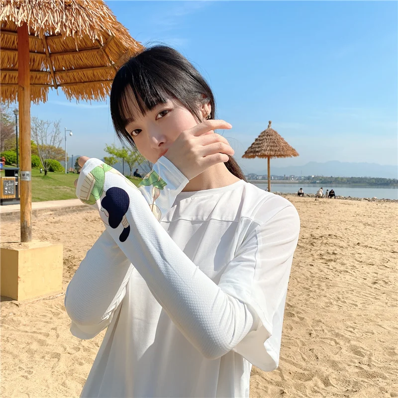 Ins sunscreen hand sleeves summer new Joker cute cartoon ice silk UV protection thin ice sleeve cuff arm
Ins sunscreen hand sleeves summer new Joker cute cartoon ice silk UV protection thin ice sleeve cuff arm