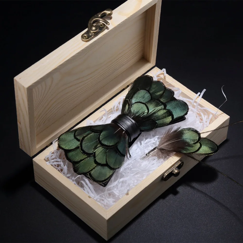 Original Green Birds Feather Bow Tie Natural Hand Made Bowtie Brooch Wood Gift Box Set For Men Business Party Wedding
Original Green Birds Feather Bow Tie Natural Hand Made Bowtie Brooch Wood Gift Box Set For Men Business Party Wedding