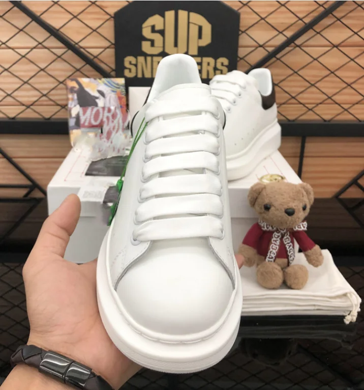 Top Quality Original Luxury Designer Mcqueens Shoes Fashion New High Platform Brand White Sneaker Casual Trainer Men Women Zapat
Top Quality Original Luxury Designer Mcqueens Shoes Fashion New High Platform Brand White Sneaker Casual Trainer Men Women Zapat