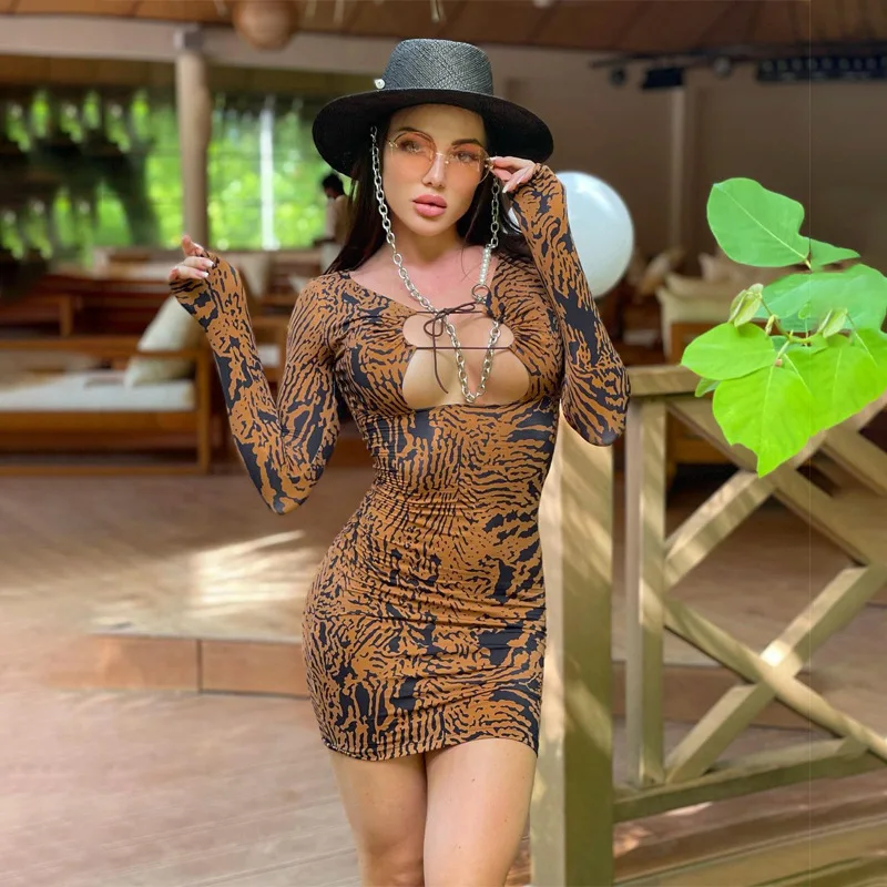 Tie Dye Print Long Sleeve Bodycon Dresses Women's Bust Lace Up Hollow Out Mini Dress Sexy Party Club Streetwear Autumn Winter
Tie Dye Print Long Sleeve Bodycon Dresses Women's Bust Lace Up Hollow Out Mini Dress Sexy Party Club Streetwear Autumn Winter