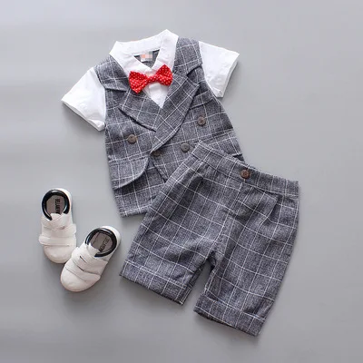 2021 baby children's clothing summer boy suit bow suit children's plaid gentleman two-piece suit
2021 baby children's clothing summer boy suit bow suit children's plaid gentleman two-piece suit