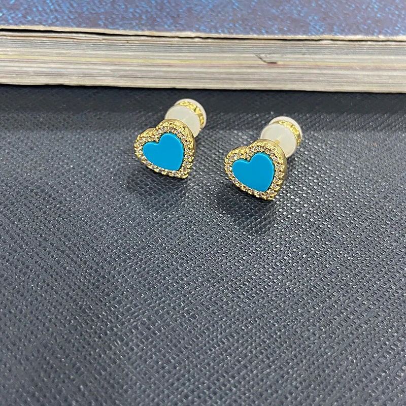 Heart shaped suit 925 Sterling Silver micro inlaid zircon fashion ladies exquisite Party style exquisite jewelry
Heart shaped suit 925 Sterling Silver micro inlaid zircon fashion ladies exquisite Party style exquisite jewelry