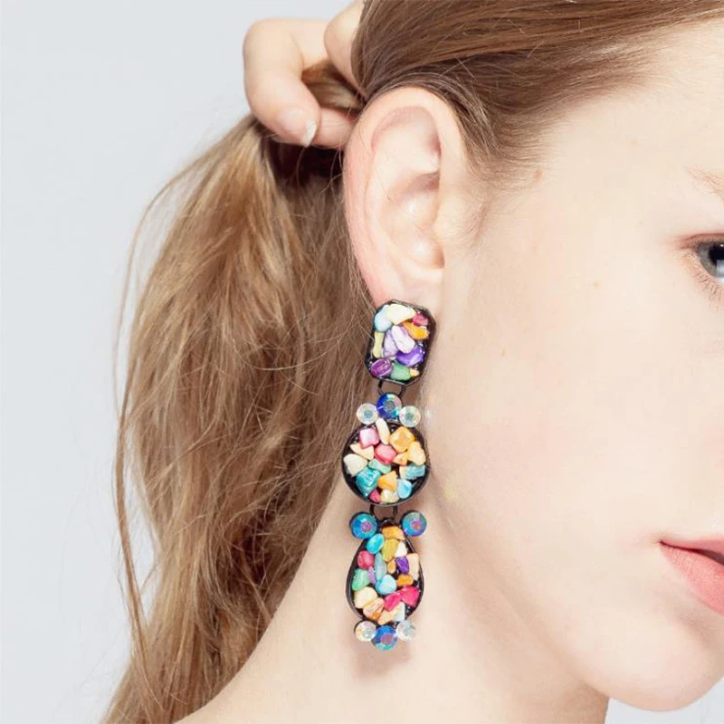 Fashionable Wild Bohemian Earrings Alloyed With Artificial Gemstones Long Stud Earrings
Fashionable Wild Bohemian Earrings Alloyed With Artificial Gemstones Long Stud Earrings