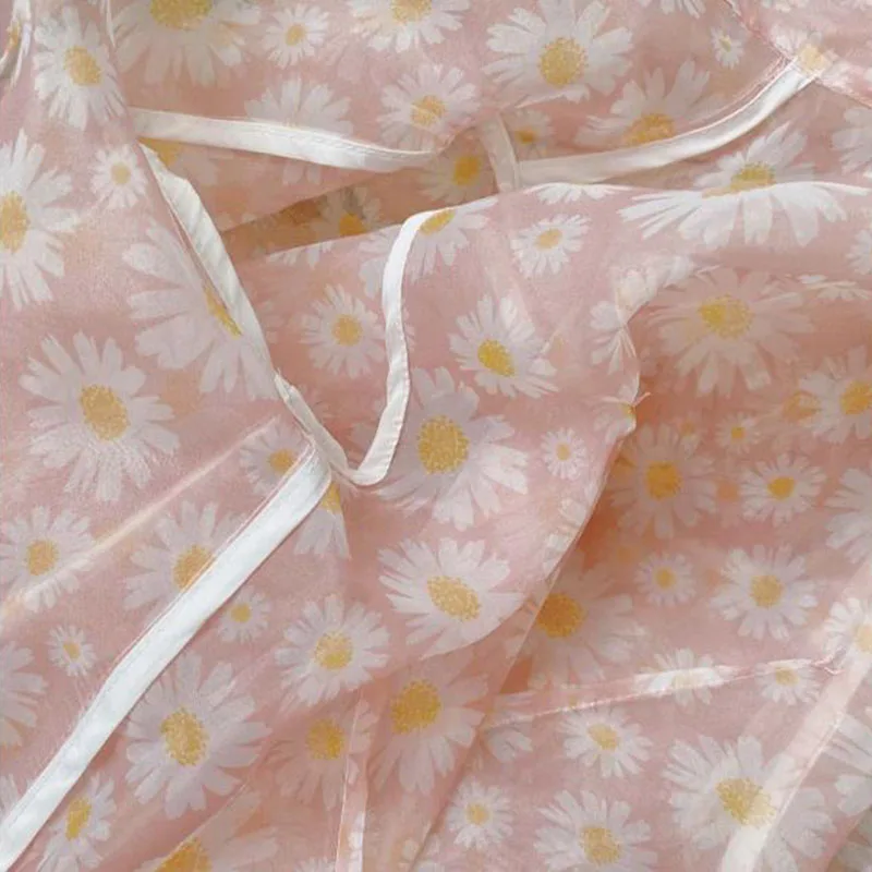 Floral Printed Mesh Blouse Women Turn Down Collar Long Sleeve Organza Shirts Korean Elegant Tops Lace Single Breasted 2020 X227
Floral Printed Mesh Blouse Women Turn Down Collar Long Sleeve Organza Shirts Korean Elegant Tops Lace Single Breasted 2020 X227