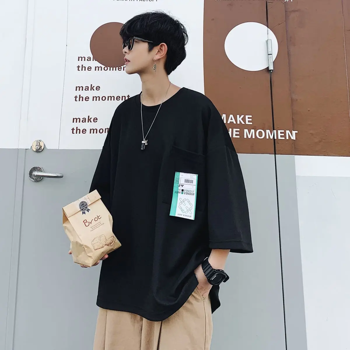 Men's short-sleeved T-shirts 2021 summer new round neck printing loose casual T-shirt large size M-5XL campus youth men clothing 
Men's short-sleeved T-shirts 2021 summer new round neck printing loose casual T-shirt large size M-5XL campus youth men clothing