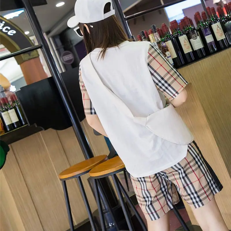 Plaid Leg Shorts Two Piece 2021 Women's Summer New Short Sleeve T-shirt Fashion Casual Loose
Plaid Leg Shorts Two Piece 2021 Women's Summer New Short Sleeve T-shirt Fashion Casual Loose