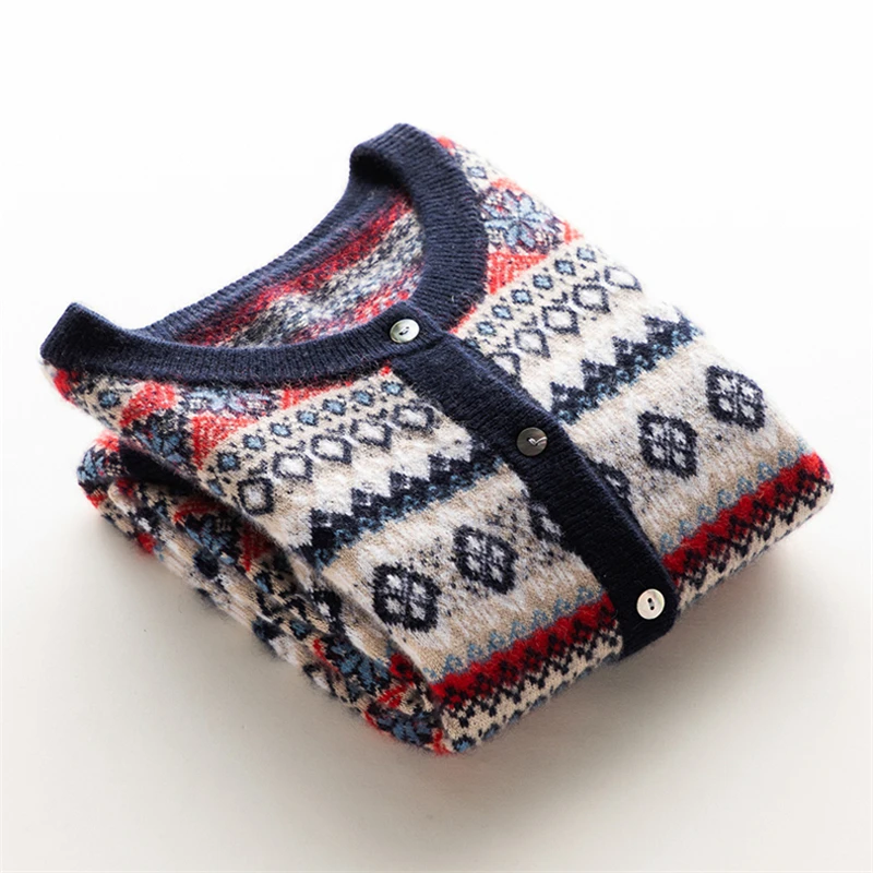 new design pure cashmere colorful patchwork jacquard knit women winter sweaters cardigans coat O/Vneck 2kinds M/L/XL
new design pure cashmere colorful patchwork jacquard knit women winter sweaters cardigans coat O/Vneck 2kinds M/L/XL