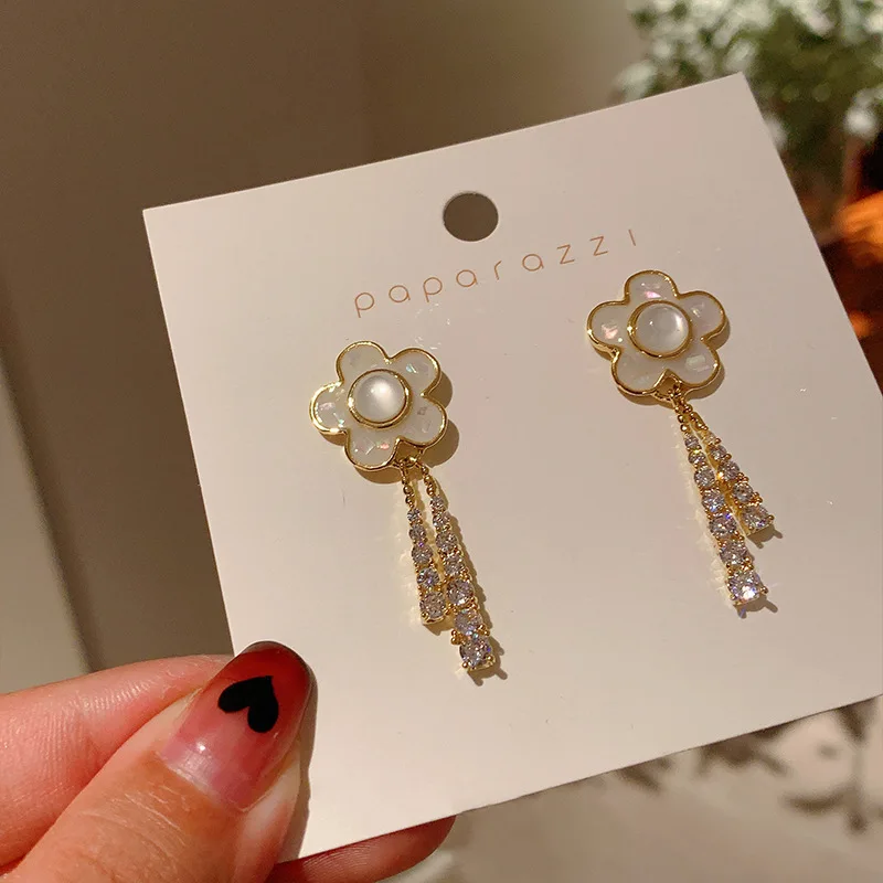 YAOLOGE 2021 For Women Flower Rhinestone Tassel Drop Earrings Vintage Alloy Accessories Gift Fashion Party Jewelry Oorbellen
YAOLOGE 2021 For Women Flower Rhinestone Tassel Drop Earrings Vintage Alloy Accessories Gift Fashion Party Jewelry Oorbellen