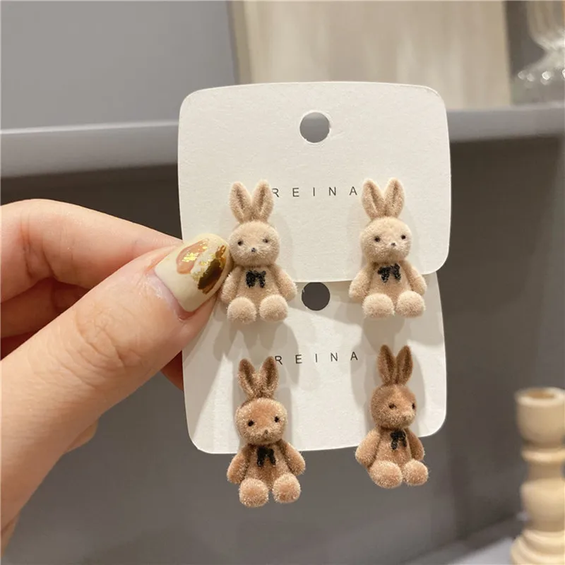 2021 New Arrival Stud Earrings Fashion Women Casual Sporty Little Rabbit Earrings Female Autumn Winter Lovely Cute Jewelry
2021 New Arrival Stud Earrings Fashion Women Casual Sporty Little Rabbit Earrings Female Autumn Winter Lovely Cute Jewelry