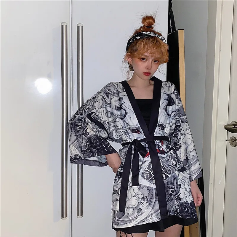 INS Hot 2020 New Loose Fashion Harajuku Cardigan Japanese Women Kimono Asia Summer Blouse Top Casual demon slayer kimono Cosplay
INS Hot 2020 New Loose Fashion Harajuku Cardigan Japanese Women Kimono Asia Summer Blouse Top Casual demon slayer kimono Cosplay