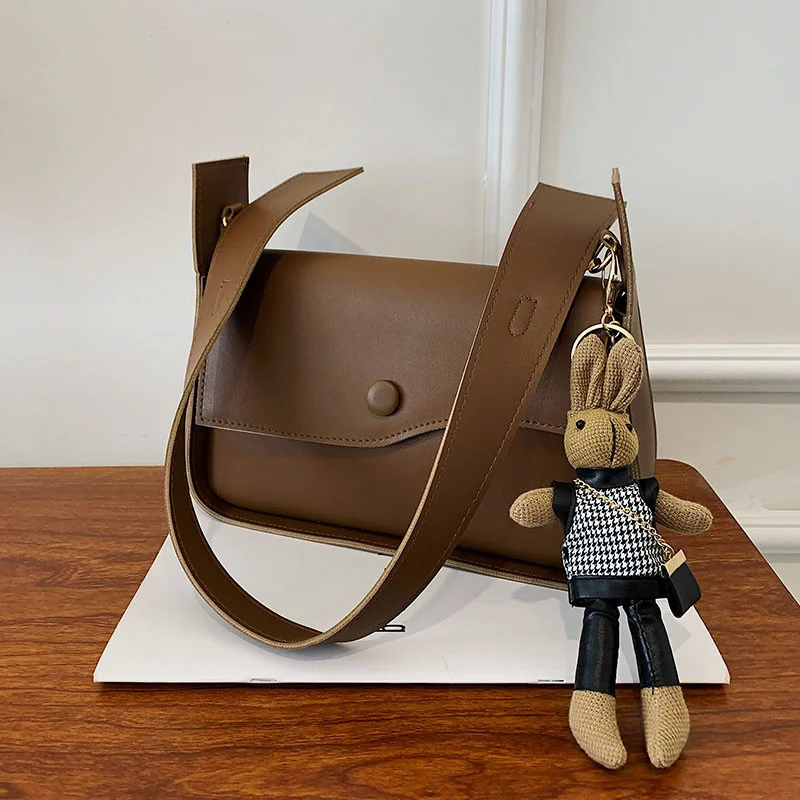 Foreign Style Women's Bag Winter New Fashion Solid Color Single Shoulder Bag Simple Texture Messenger Small Square Bag
Foreign Style Women's Bag Winter New Fashion Solid Color Single Shoulder Bag Simple Texture Messenger Small Square Bag