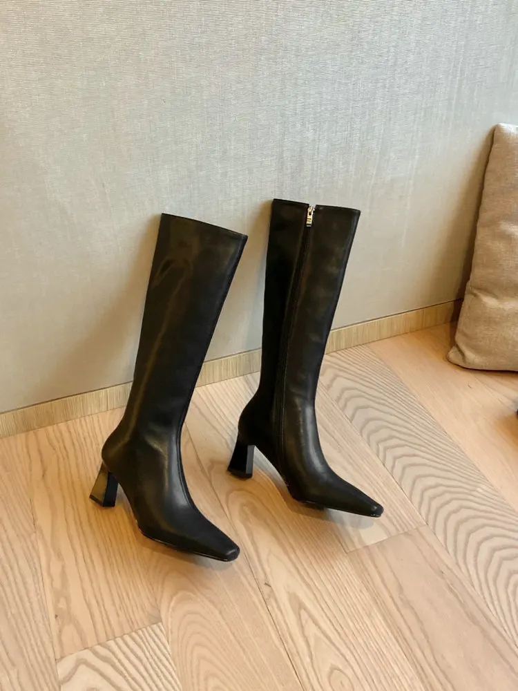 EshtonShero Women Shoes Winter Leather Knee High Boots Square Toe High Heels Zipper Casual Platform Ladies Riding Boots Size 3-8
EshtonShero Women Shoes Winter Leather Knee High Boots Square Toe High Heels Zipper Casual Platform Ladies Riding Boots Size 3-8