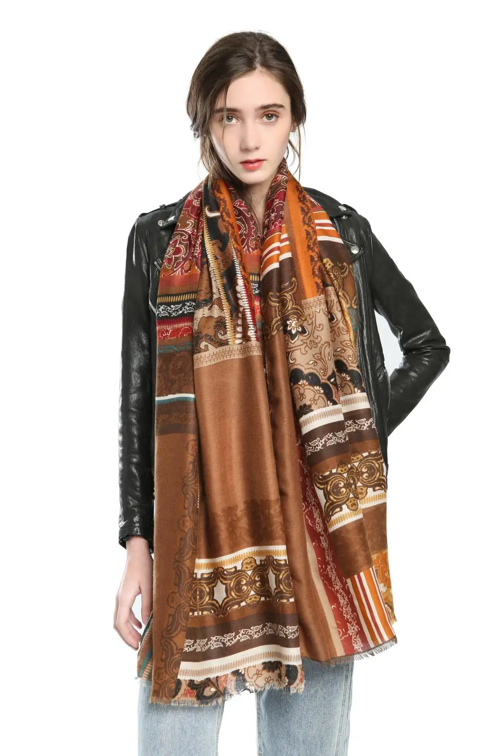 Autumn And Winter New Ladies Pure Cotton Printed Scarf Europe And American Rattan Flower Stitching Scarf Shawl
Autumn And Winter New Ladies Pure Cotton Printed Scarf Europe And American Rattan Flower Stitching Scarf Shawl