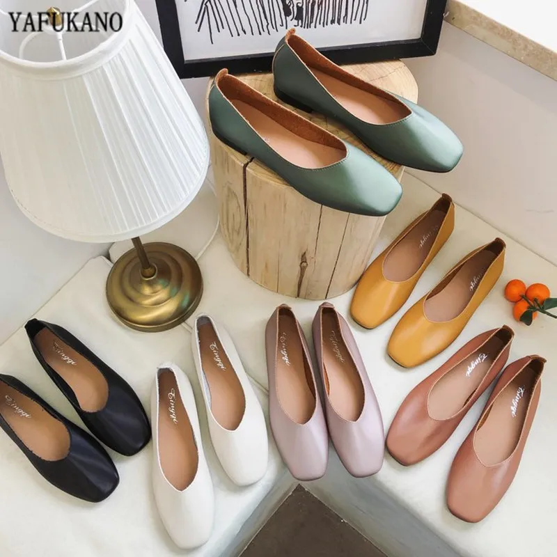 Модные Нескользящие мягкие женские осенние туфли-лодочки на плоской подошве с квадратным носком в Корейском стиле Простые лоферы с закрытым носком
Модные Нескользящие мягкие женские осенние туфли-лодочки на плоской подошве с квадратным носком в Корейском стиле Простые лоферы с закрытым носком