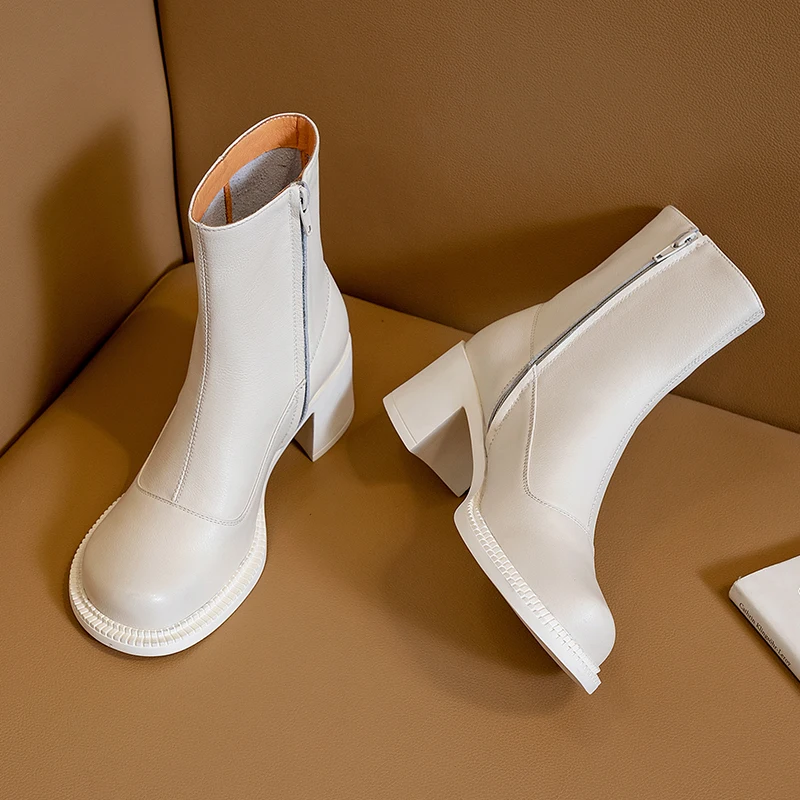 Genuine Leather Women Ankle Boots 2020 Winter Square Toe Thick Heels Pumps Party Office Lady Shoes Woman 
Genuine Leather Women Ankle Boots 2020 Winter Square Toe Thick Heels Pumps Party Office Lady Shoes Woman