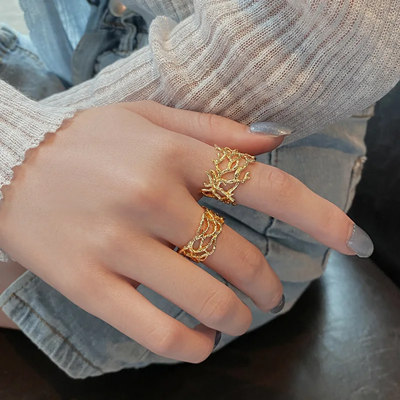 2021 New Trendy Jewelry Stainless Steel Women's Rings Cold Wind Vintage Personalized Gift To Girlfriend European And American
2021 New Trendy Jewelry Stainless Steel Women's Rings Cold Wind Vintage Personalized Gift To Girlfriend European And American