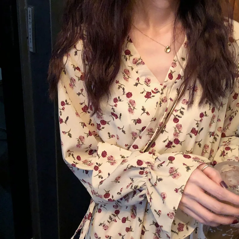 Summer Autumn Beach Dress Women Floral Print Long Dress Ruffles Casual V-Neck Party Dress Robe Femme Elegant Dresses 261
Summer Autumn Beach Dress Women Floral Print Long Dress Ruffles Casual V-Neck Party Dress Robe Femme Elegant Dresses 261
