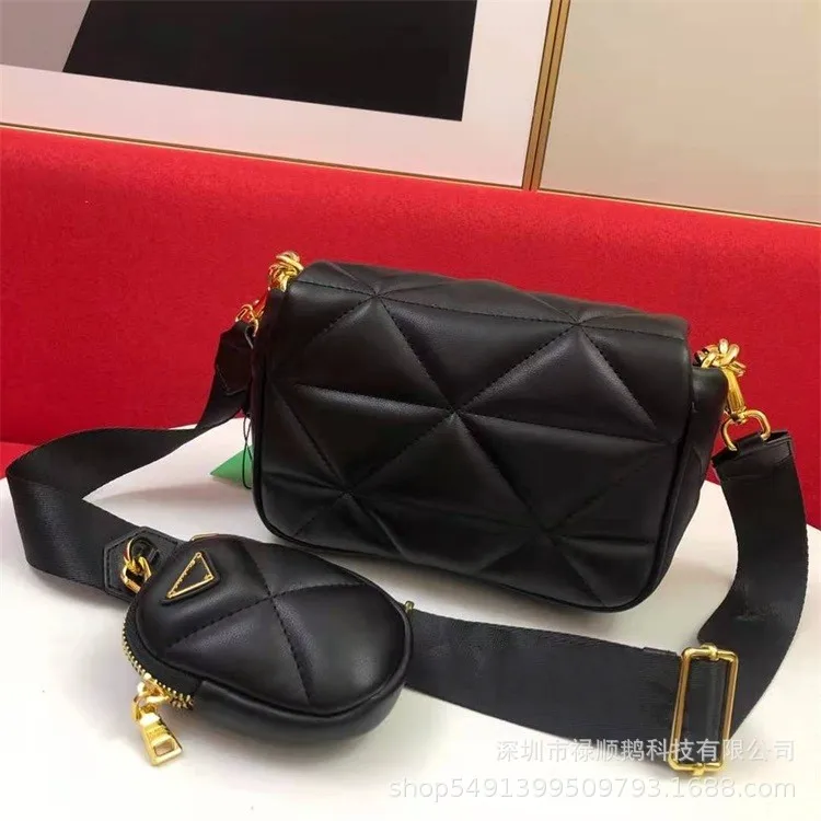 Bag 2021 New Casual Three-in-One Mother and Child Bag Shoulder Messenger Bag Chain Women's Bag
Bag 2021 New Casual Three-in-One Mother and Child Bag Shoulder Messenger Bag Chain Women's Bag