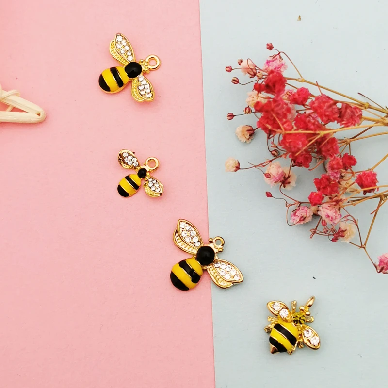 10pcs Lovely Rhinestone Enamel Bee Charms Pendants For Earring Bracelet Making Fashion Jewelry DIY Accessory 4 Styles YZ774
10pcs Lovely Rhinestone Enamel Bee Charms Pendants For Earring Bracelet Making Fashion Jewelry DIY Accessory 4 Styles YZ774