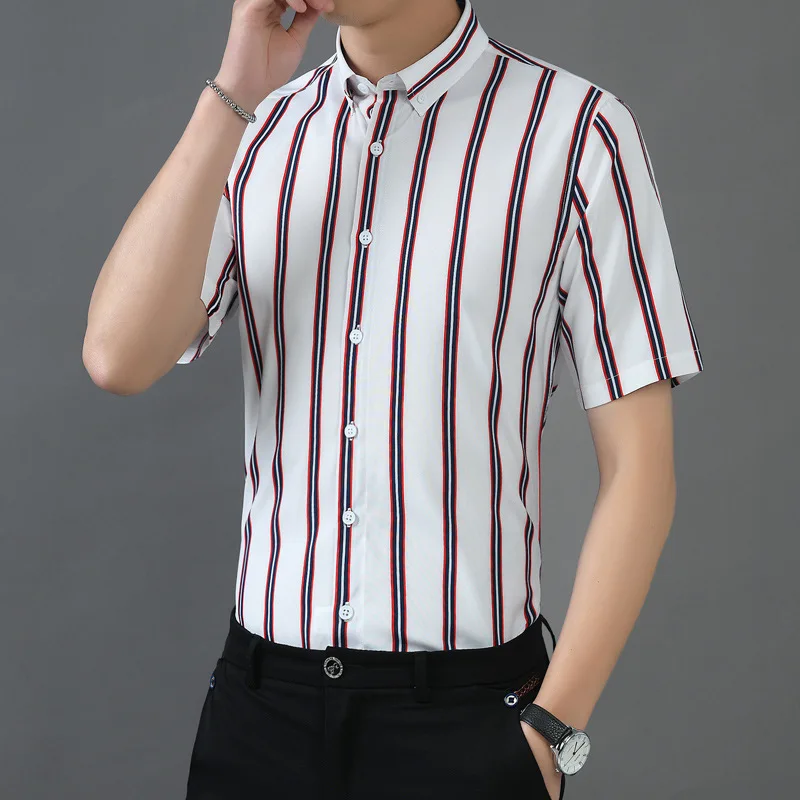 Short sleeve shirt men's 2021 spring and summer new men's business Korean Floral Shirt Men's lattice half sleeve
Short sleeve shirt men's 2021 spring and summer new men's business Korean Floral Shirt Men's lattice half sleeve