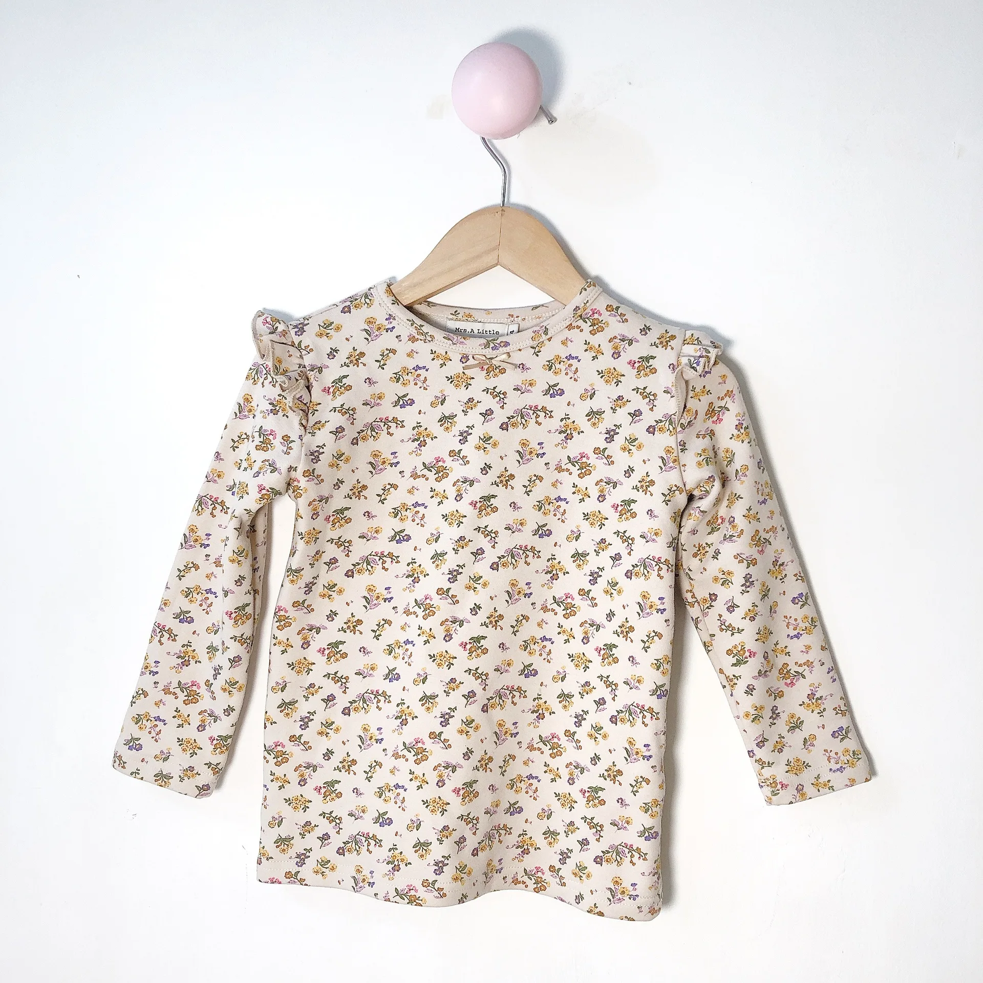Baby girls clothes 2pcs clothing set Korean style cute floral pattern printed cotton comfortable home wear kids pajamas
Baby girls clothes 2pcs clothing set Korean style cute floral pattern printed cotton comfortable home wear kids pajamas