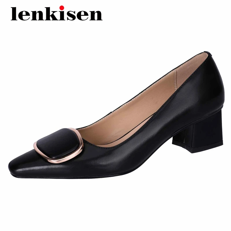 Lenkisen 2021 french vintage full grain leather metal decorations small square toe thick high heel slip on gentlewomen pumps L01
Lenkisen 2021 french vintage full grain leather metal decorations small square toe thick high heel slip on gentlewomen pumps L01