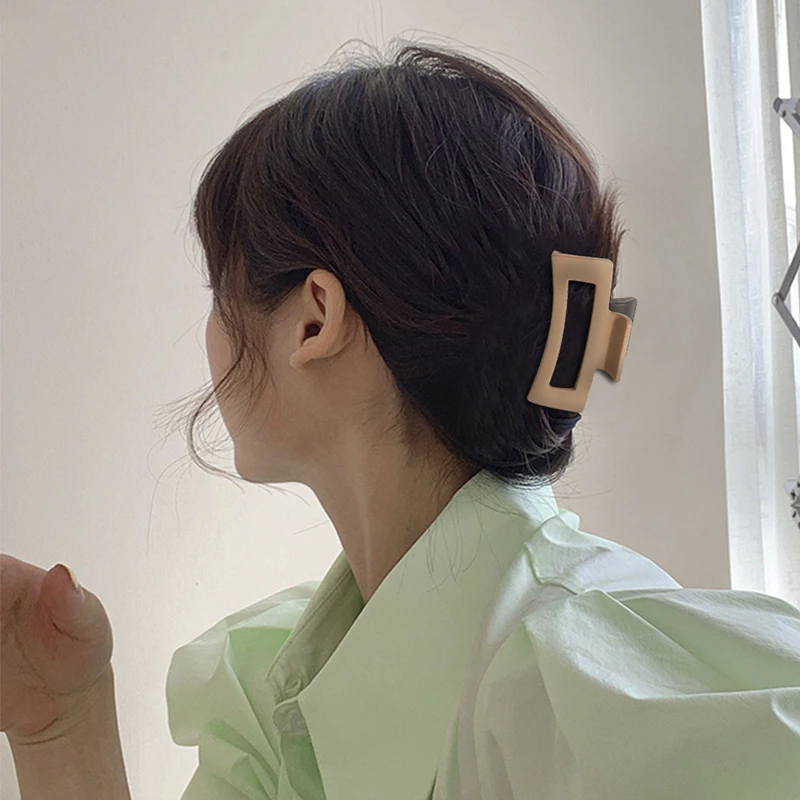 Woman's Ins Hairpin Temperament Art Frosted Two-color Square Plate Hair Clip -double Color Clip-large Rice + Coffee
Woman's Ins Hairpin Temperament Art Frosted Two-color Square Plate Hair Clip -double Color Clip-large Rice + Coffee