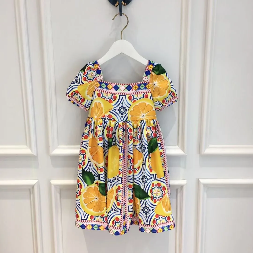 2021 new Flower Dress Baby fruit Girls Dress Kids Dresses For Girls Clothes short sleeve Polyester Cute Princess Dress 
2021 new Flower Dress Baby fruit Girls Dress Kids Dresses For Girls Clothes short sleeve Polyester Cute Princess Dress