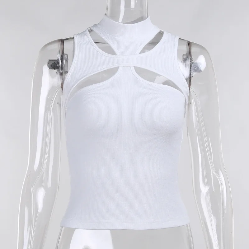 European and American lady vest, new style is sleeveless round collar jacket, splicing hollow out sexy small vest
European and American lady vest, new style is sleeveless round collar jacket, splicing hollow out sexy small vest