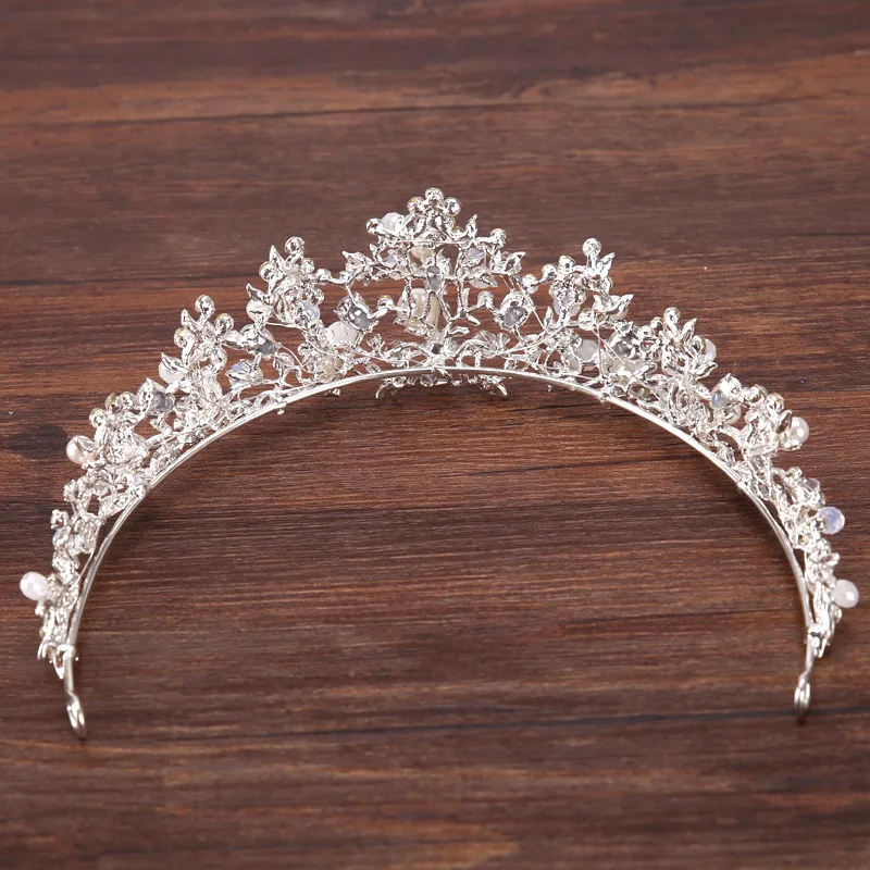 Pearl Silver Leaf Head Crown Hollow Branch Leaf Wedding Crystal Tiara Bridal Princess Crown
Pearl Silver Leaf Head Crown Hollow Branch Leaf Wedding Crystal Tiara Bridal Princess Crown