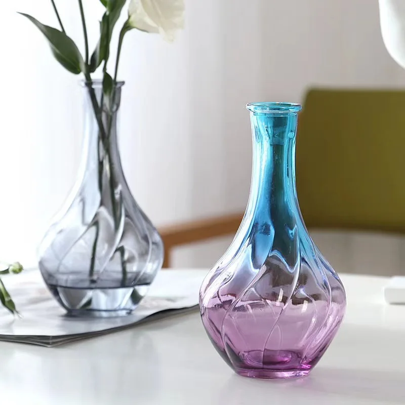 Vase European Style Thread Hipster Desktop Plug Stained Glass Domestic Ornaments Bottle Small Mouth Home Decor
Vase European Style Thread Hipster Desktop Plug Stained Glass Domestic Ornaments Bottle Small Mouth Home Decor