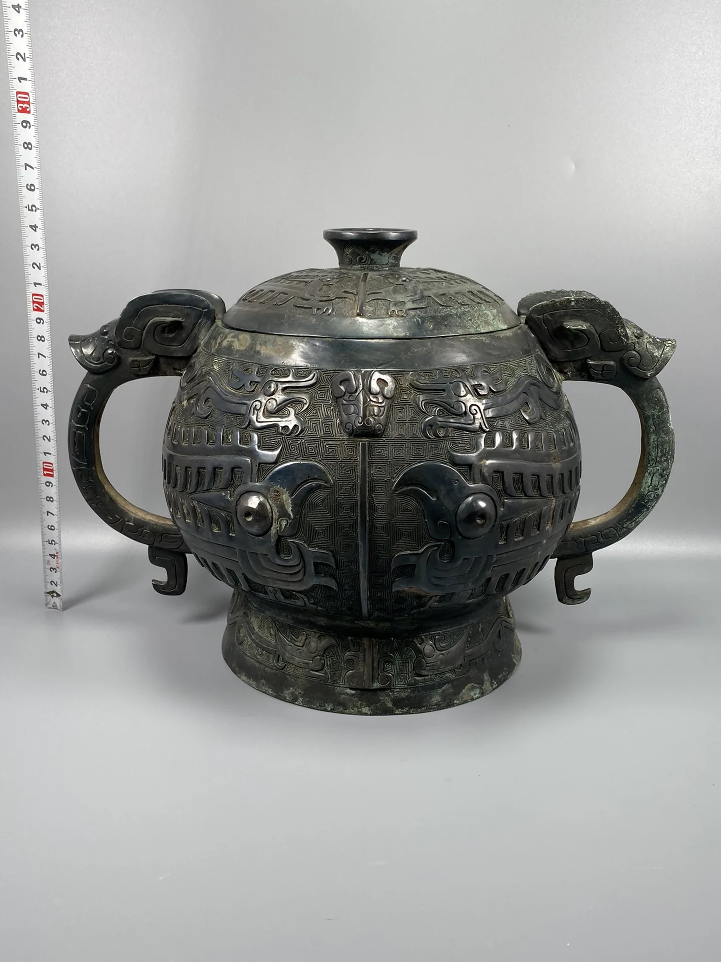 LaoJunLu Fine Workmanship Round Weight 4.9 Kg Imitation antique bronze masterpiece collection of solitary Chinese traditional
LaoJunLu Fine Workmanship Round Weight 4.9 Kg Imitation antique bronze masterpiece collection of solitary Chinese traditional