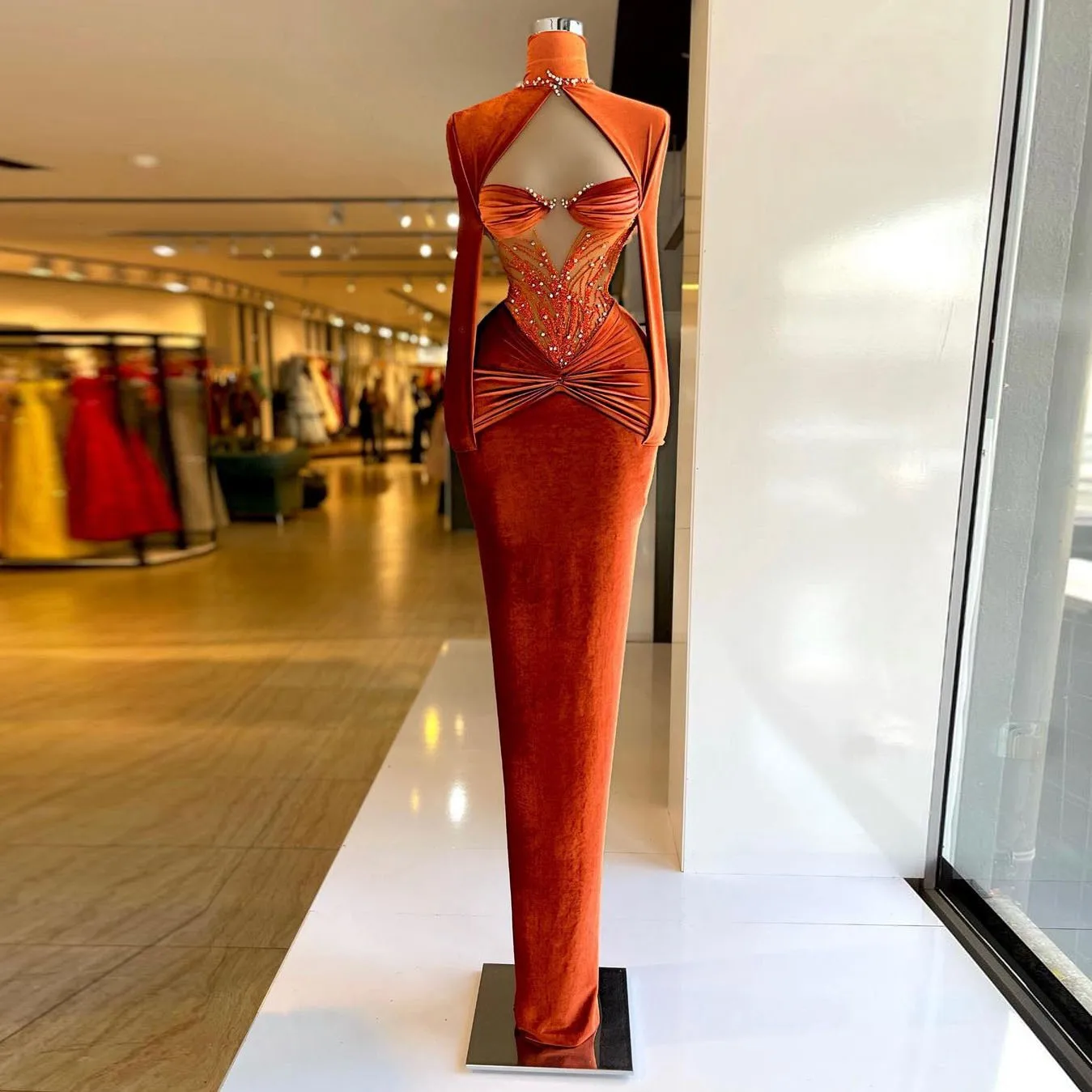 Orange Elegant Fashion Sexy Evening Dress Floor Length Crystals Party Dress Photography Custom Made Prom Dress Plus Size
Orange Elegant Fashion Sexy Evening Dress Floor Length Crystals Party Dress Photography Custom Made Prom Dress Plus Size