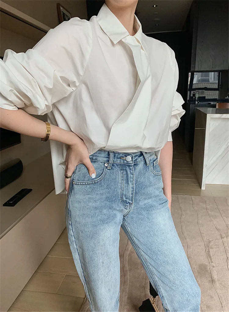 SuperAen 2021 New Simple Style Loose Solid White Office Lady Turn-down Collar COTTON Womens Tops Shirts
SuperAen 2021 New Simple Style Loose Solid White Office Lady Turn-down Collar COTTON Womens Tops Shirts