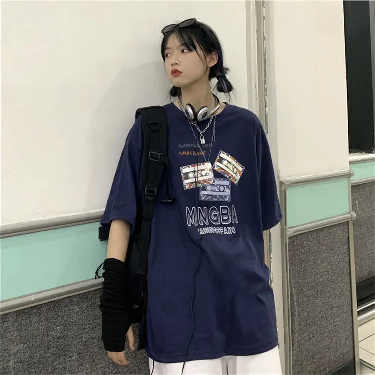 White Loose Summer Hip Hop Tee Ulzzang BF Vintage Harajuku College Short Sleeve Korean Clothes Printed Top Women T-shirt
White Loose Summer Hip Hop Tee Ulzzang BF Vintage Harajuku College Short Sleeve Korean Clothes Printed Top Women T-shirt