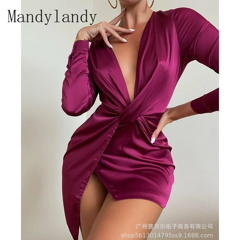 Mandylandy Dress Autumn Long Sleeve V-neck High Waist Slit Irregular Dress Women's Sexy Slim-Fit Pleated Solid Color Dress
Mandylandy Dress Autumn Long Sleeve V-neck High Waist Slit Irregular Dress Women's Sexy Slim-Fit Pleated Solid Color Dress