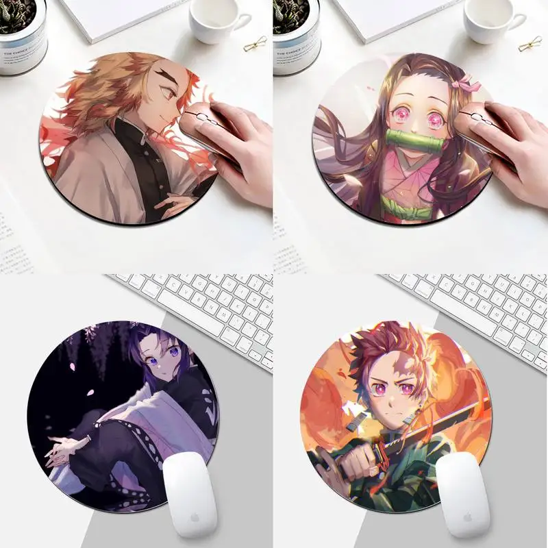 FHNBLJ Kimetsu No Yaiba Anime Locking Edge Mouse Pad Game Round Desk Gamer Gaming Mat For PC Laptop Round Mouse Pad
FHNBLJ Kimetsu No Yaiba Anime Locking Edge Mouse Pad Game Round Desk Gamer Gaming Mat For PC Laptop Round Mouse Pad