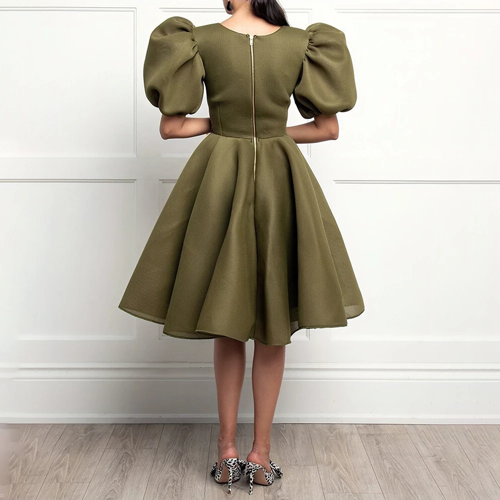Summer New Solid Color Mid-length Temperament Commute Oversize African Round Neck Puff Sleeve Women's Dress Fashion Casual
Summer New Solid Color Mid-length Temperament Commute Oversize African Round Neck Puff Sleeve Women's Dress Fashion Casual
