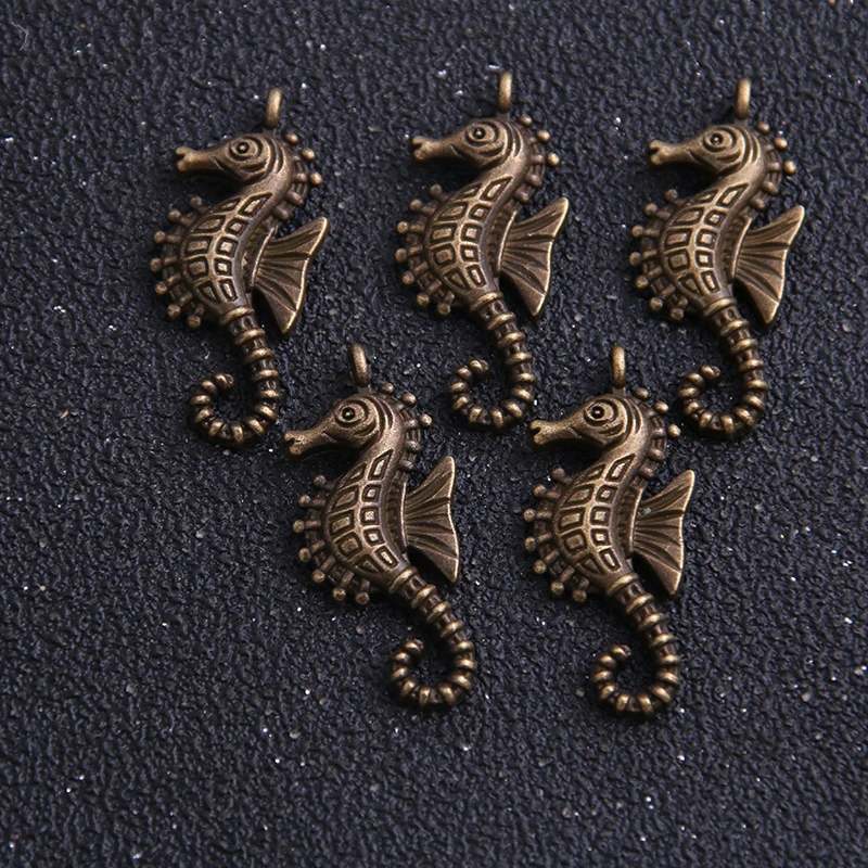 12pcs 13*28mm Free Shopping Wholesale Antique Alloy Tone Seahorse Charms Pendants
12pcs 13*28mm Free Shopping Wholesale Antique Alloy Tone Seahorse Charms Pendants