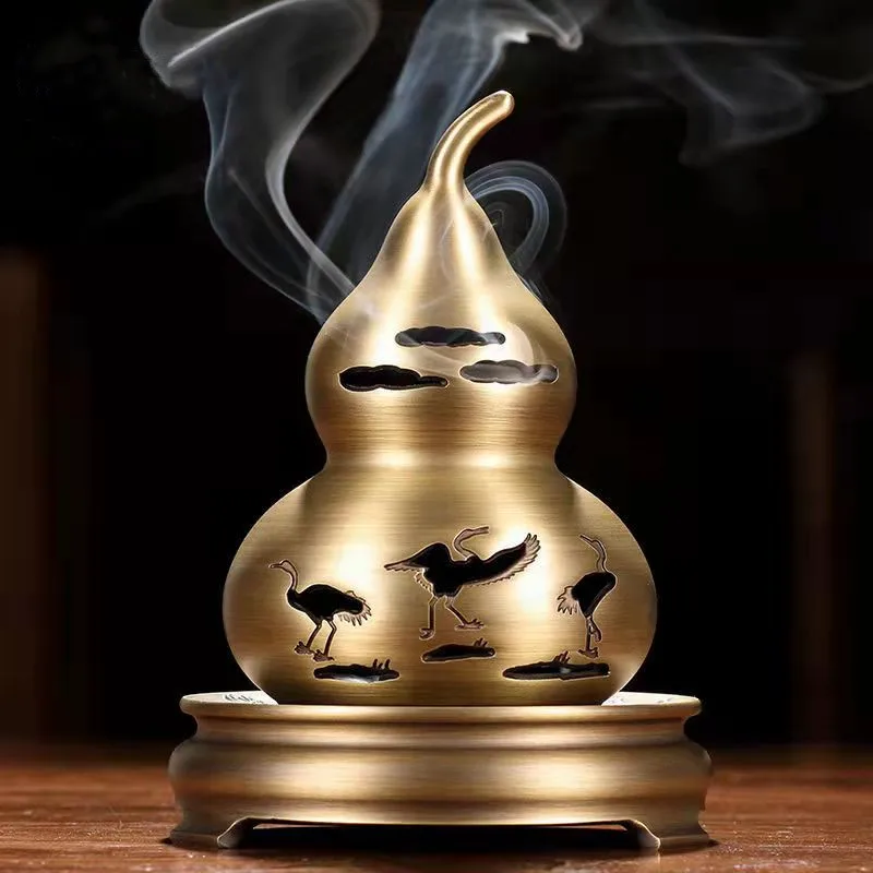

Classical Pure Copper Gourd Incense Burner Auspicious Decoration Tea Room Sandalwood Incense Burner Hollow Crane Incense Burner