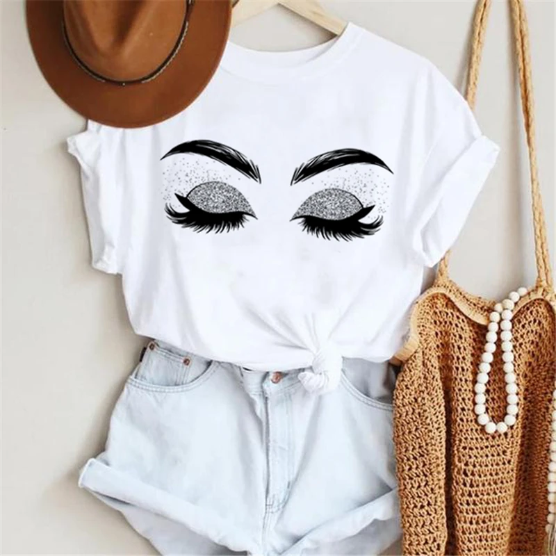 Women's Sweet And Cute Eyelashes Cartoon Summer Fashion Cute Clothes Printed Short-sleeved Tops T-shirts T-shirts.
Women's Sweet And Cute Eyelashes Cartoon Summer Fashion Cute Clothes Printed Short-sleeved Tops T-shirts T-shirts.