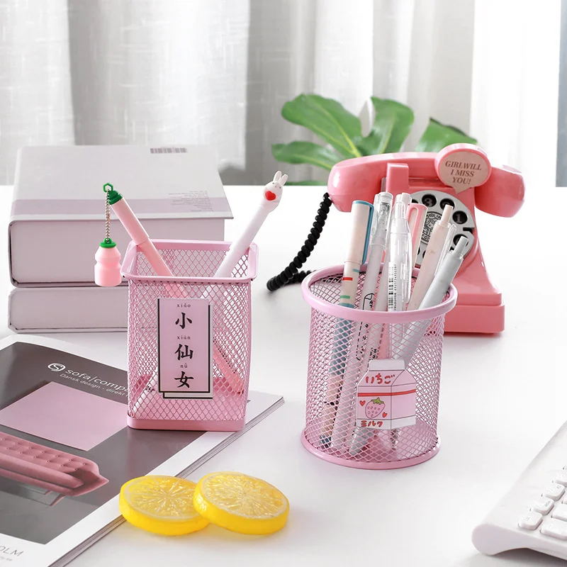 Cute Moon Cat Pink Metal Stationery Storage Box Household Manage Case Pencil Pen Holder Stand Student Stationery Supplies
Cute Moon Cat Pink Metal Stationery Storage Box Household Manage Case Pencil Pen Holder Stand Student Stationery Supplies