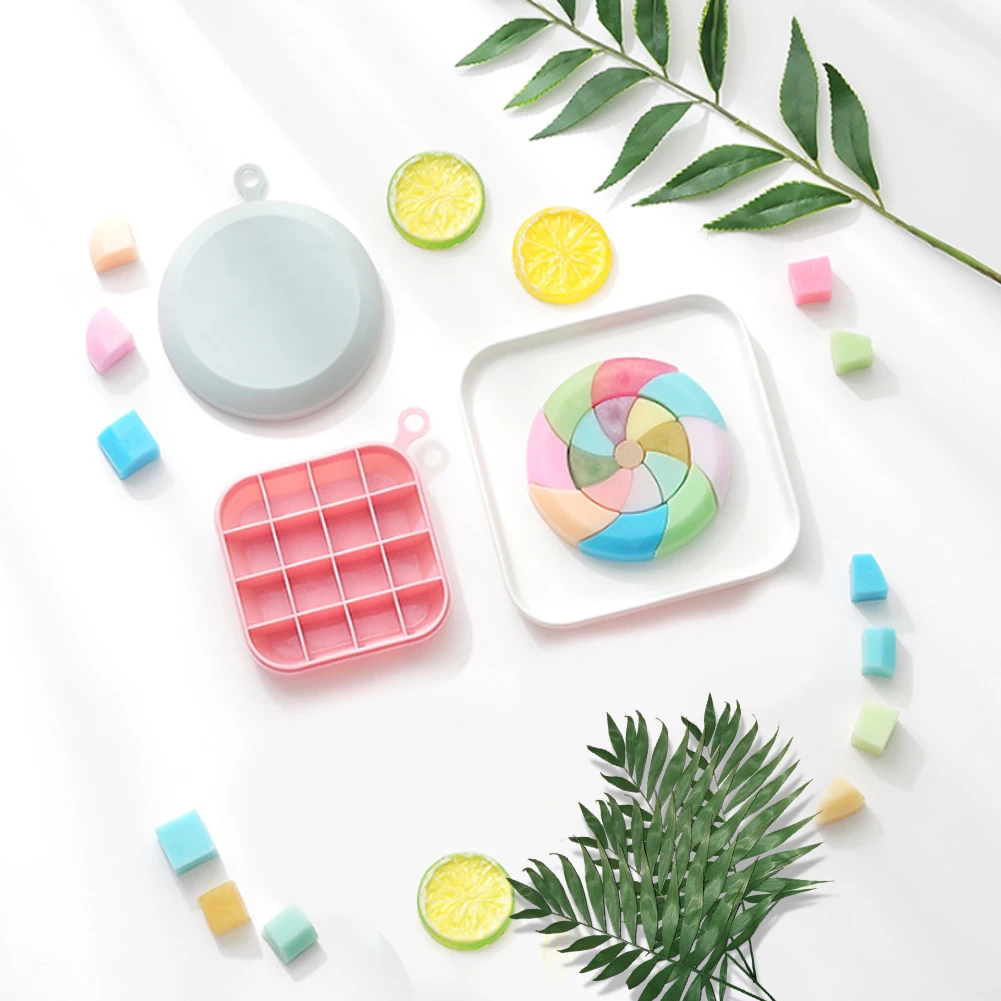 Home Creative Simple Ice Tray With Lid Mold Refrigerator Ice Box Diy Making Ice Cubes Homemade Ice Storage Box
Home Creative Simple Ice Tray With Lid Mold Refrigerator Ice Box Diy Making Ice Cubes Homemade Ice Storage Box