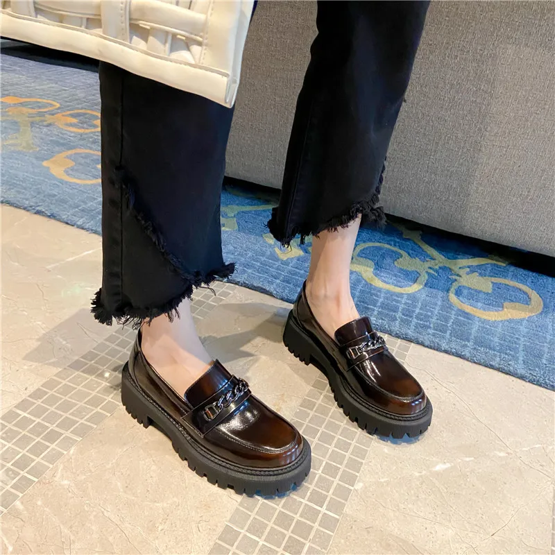 MORAZORA 2021 Plus Size 34-43 Women Pumps Genuine Leather Ladies Single Shoes Spring Autumn Office Dress Shoes Red
MORAZORA 2021 Plus Size 34-43 Women Pumps Genuine Leather Ladies Single Shoes Spring Autumn Office Dress Shoes Red